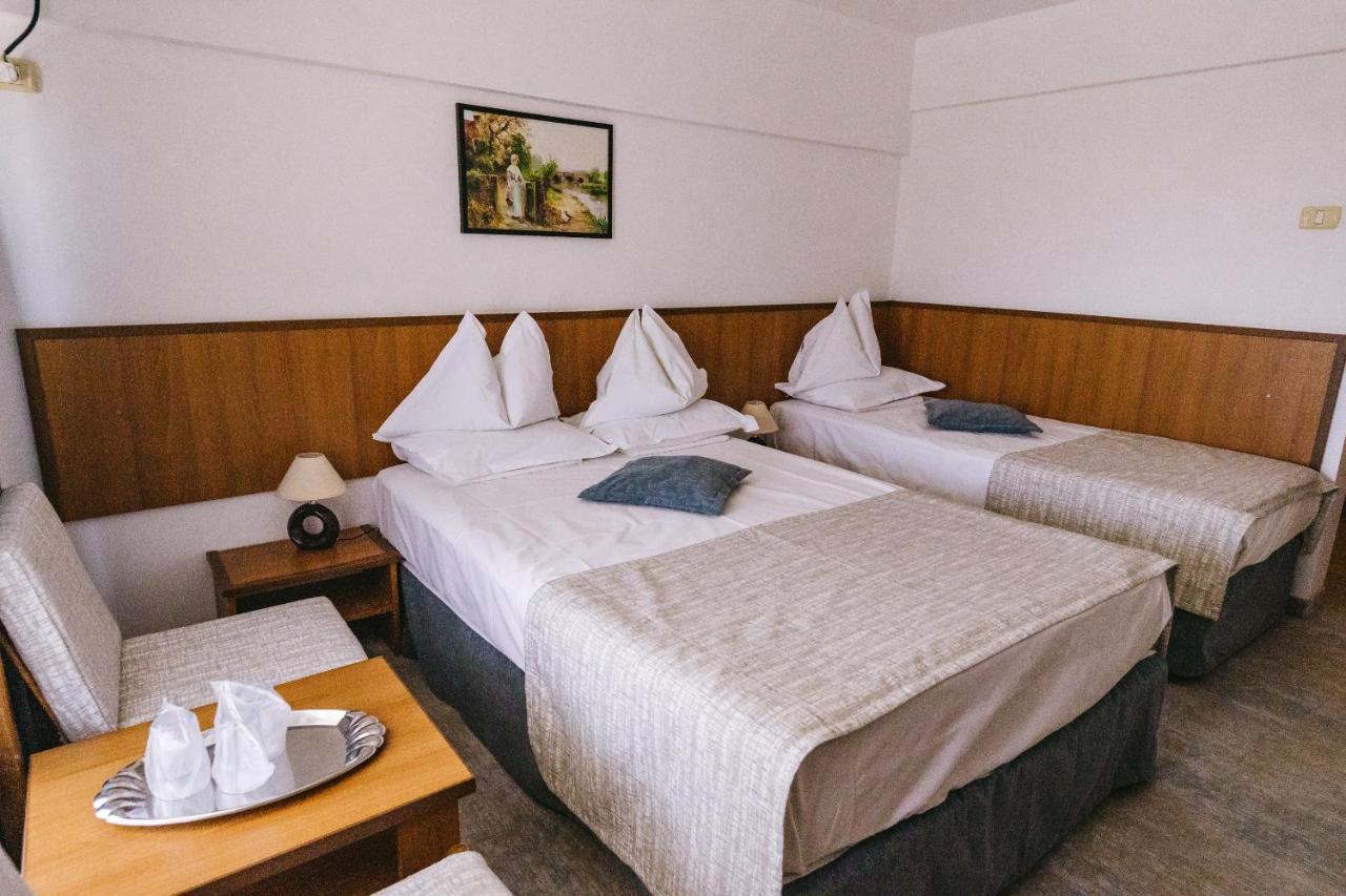 Hotel Condor Mamaia Eksteriør billede