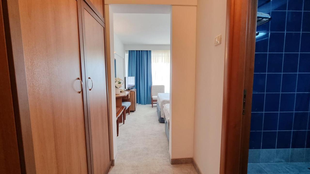 Hotel Condor Mamaia Eksteriør billede