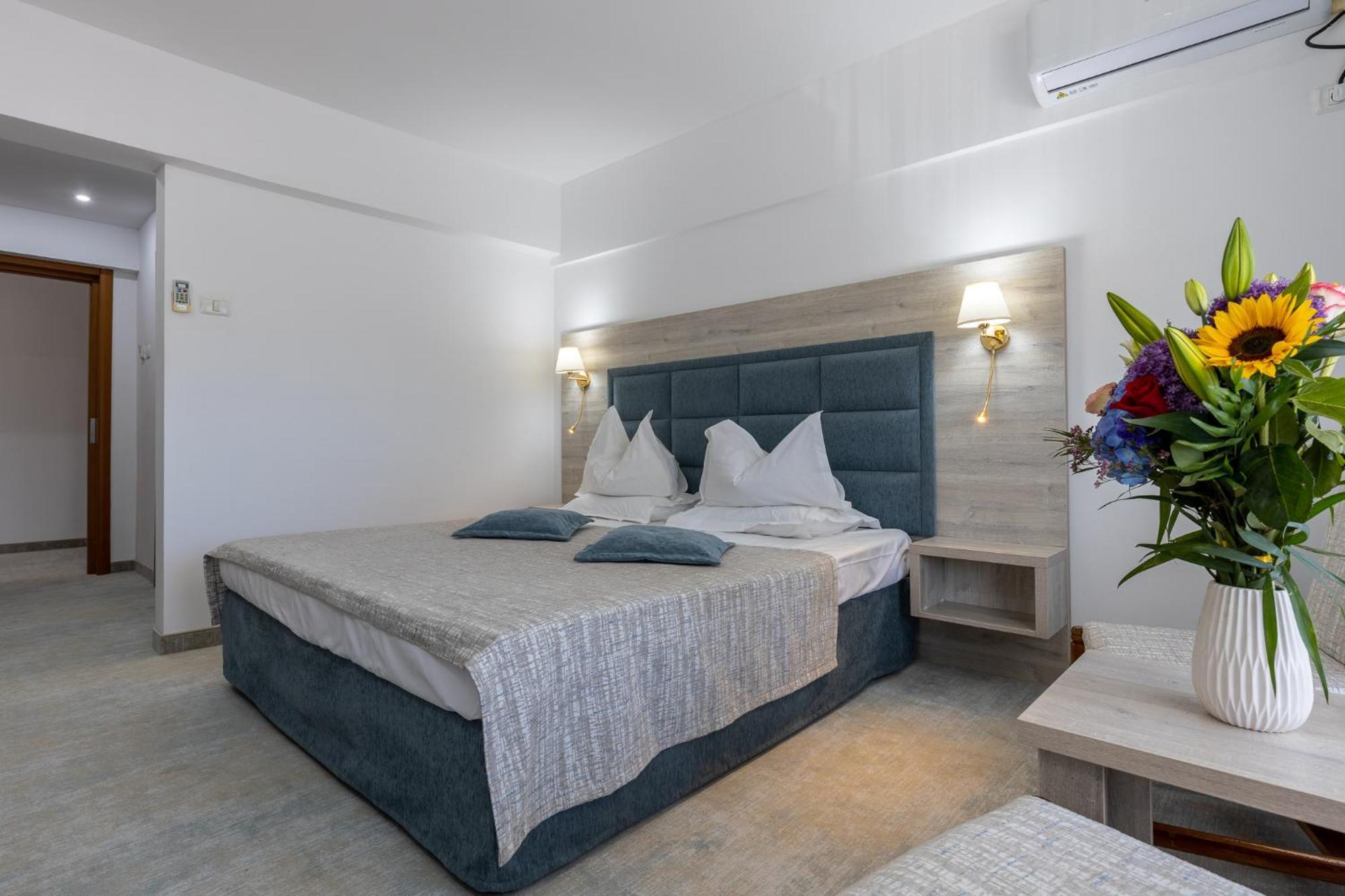 Hotel Condor Mamaia Eksteriør billede